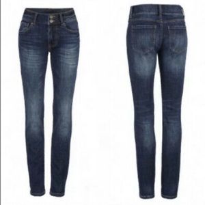 🌸 Cabi New NWOT Cinch Skinny Jean Regular #3938 Sutter blue denim
